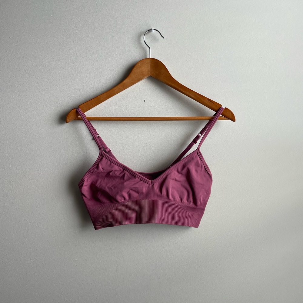 Lululemon Bra. Great Condition. - image 1